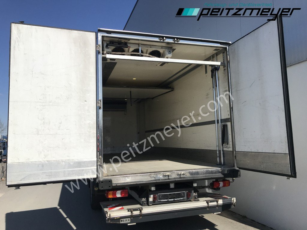 Camión frigorífico MERCEDES-BENZ Atego 1530 L Tiefkühlkoffer m. LBW, Thermoking T 1200 faltb. LBW 1,5 t., Seitentür, Trennwand: foto 14