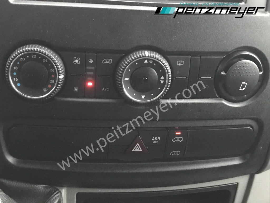 Furgoneta pequeña MERCEDES-BENZ Sprinter 216 CDI: foto 13