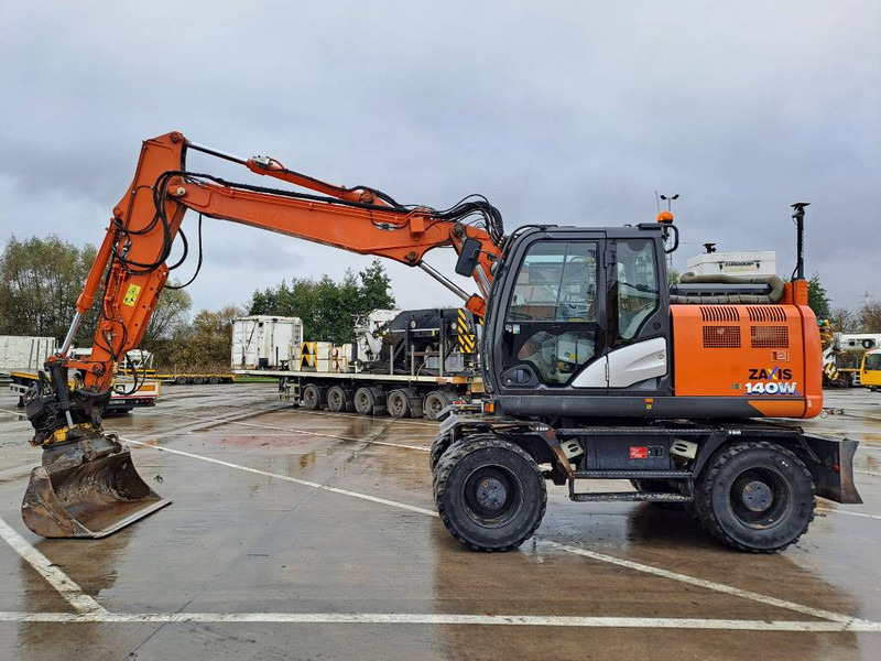 Hitachi ZX140WTB-6 (Topcon GPS+Engcon Rototilt) - Excavadora de ruedas: foto 1 Hitachi ZX140WTB-6 (Topcon GPS+Engcon Rototilt) - Excavadora de ruedas: foto 1