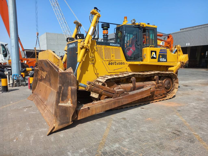 Bulldozer Komatsu D155-6R (4 pieces available in Abu Dhabi): foto 17