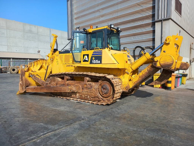 Komatsu D155A-6R (4 pcs available in Abu Dhabi) - Bulldozer: foto 2 Komatsu D155A-6R (4 pcs available in Abu Dhabi) - Bulldozer: foto 2