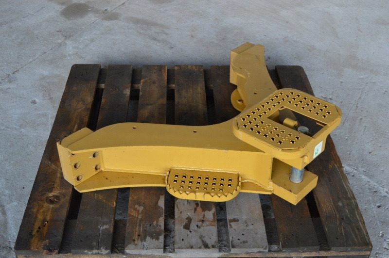 CATERPILLAR D5N Tow hook - Cabrestante para Bulldozer: foto 1 CATERPILLAR D5N Tow hook - Cabrestante para Bulldozer: foto 1