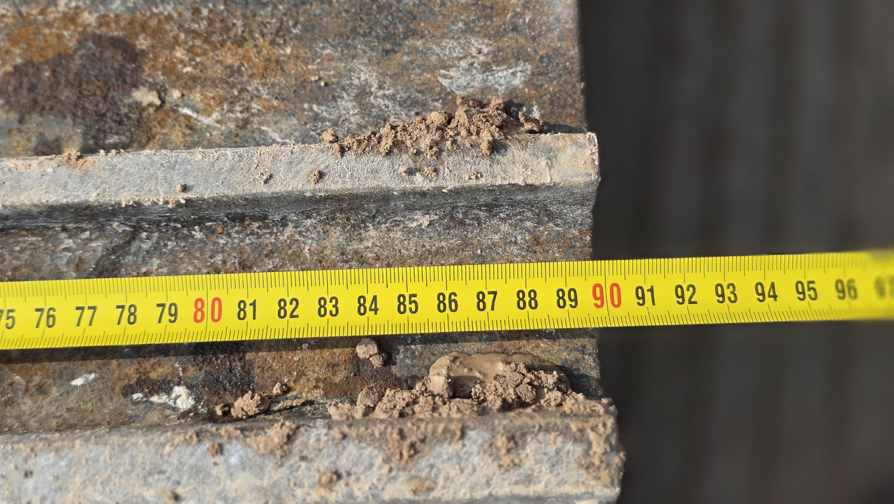 Excavadora de cadenas KOBELCO SK210LC-10: foto 26