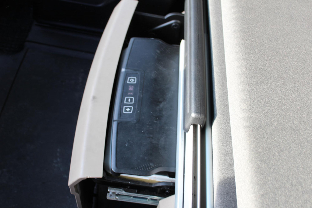 Cabeza tractora MAN TGX 18.510 E6 XXL Retarder Kühlbox Navi VIN: LP: foto 7