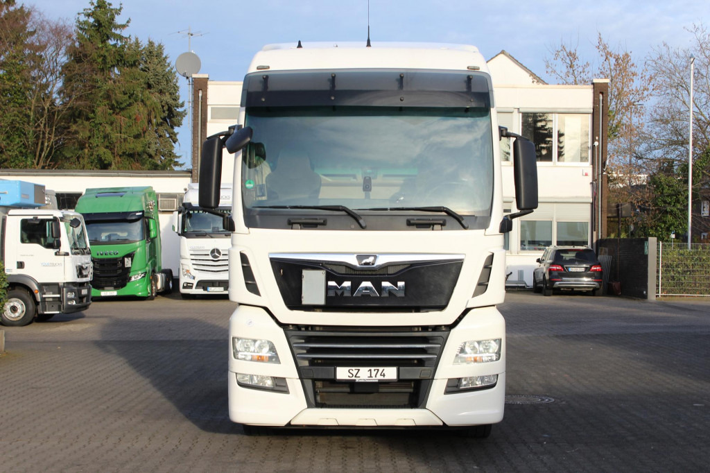 Cabeza tractora MAN TGX 18.510 E6 XXL Retarder Kühlbox Navi VIN: LP: foto 8