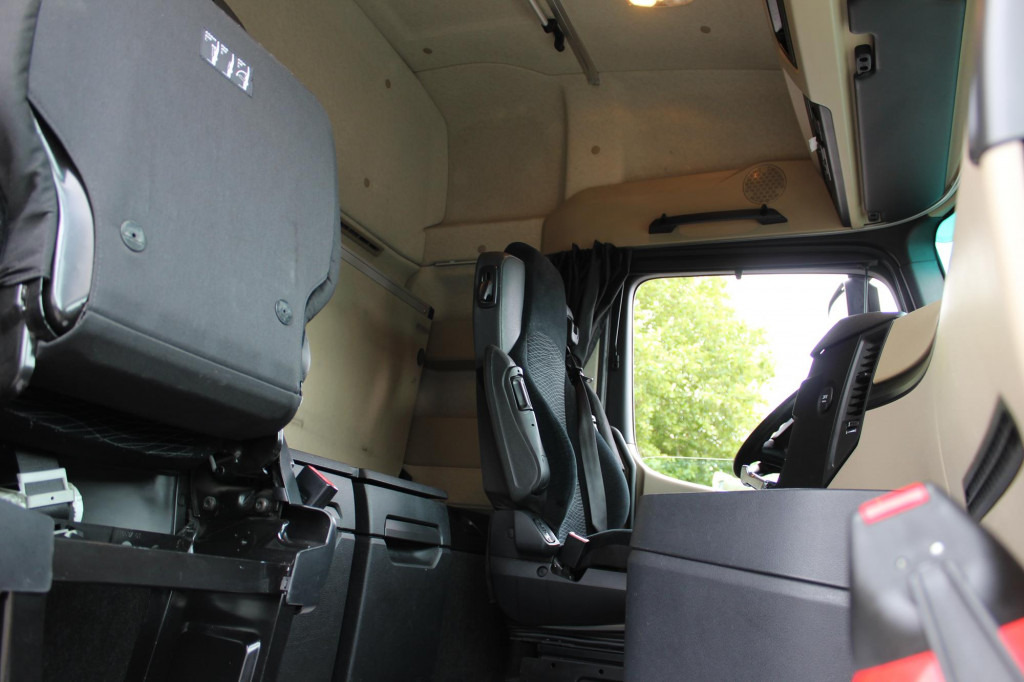 Mercedes-Benz Actros 1845 E6 ACC LDW Kühlbox Vollspoiler - Cabeza tractora: foto 2 Mercedes-Benz Actros 1845 E6 ACC LDW Kühlbox Vollspoiler - Cabeza tractora: foto 2