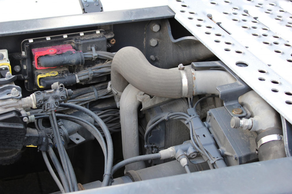 Leasing para Scania R 500   Retarder  LDWS  Kühlbox  2 Tanks  Navi Scania R 500   Retarder  LDWS  Kühlbox  2 Tanks  Navi: foto 13