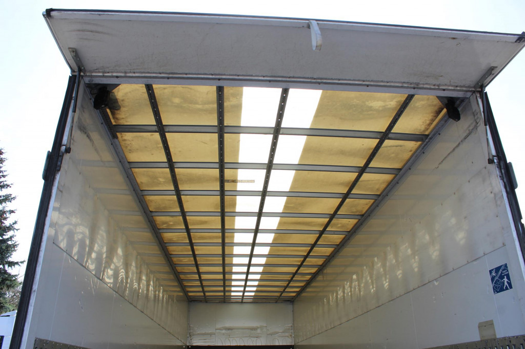 Mercedes-Benz Atego 1321 E6  Koffer Klima Kamera Schalter LBW - Camión: foto 2 Mercedes-Benz Atego 1321 E6  Koffer Klima Kamera Schalter LBW - Camión: foto 2