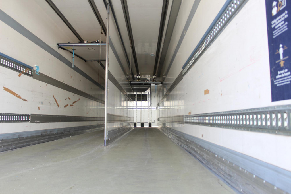 Chereau CV 1950Mt. City Bi-Multi-Temp LBW Lenkachse TOP - Semirremolque frigorífico: foto 4 Chereau CV 1950Mt. City Bi-Multi-Temp LBW Lenkachse TOP - Semirremolque frigorífico: foto 4