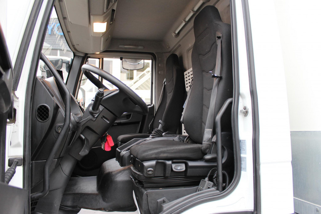 Iveco Eurocargo 190-280 E6 Koffer 8,51m Roltor LBW - Camión caja cerrada: foto 5 Iveco Eurocargo 190-280 E6 Koffer 8,51m Roltor LBW - Camión caja cerrada: foto 5