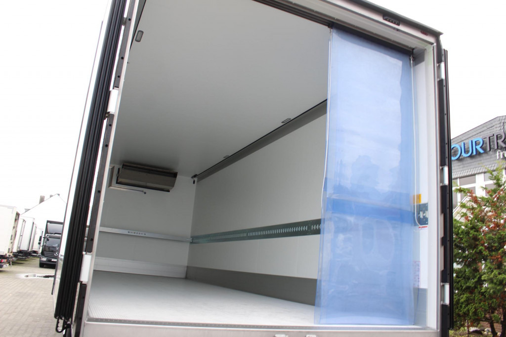 MAN TGM 18.290 E6 Thermo King T-1300X Tür+LBW AHK - Camión frigorífico: foto 2 MAN TGM 18.290 E6 Thermo King T-1300X Tür+LBW AHK - Camión frigorífico: foto 2