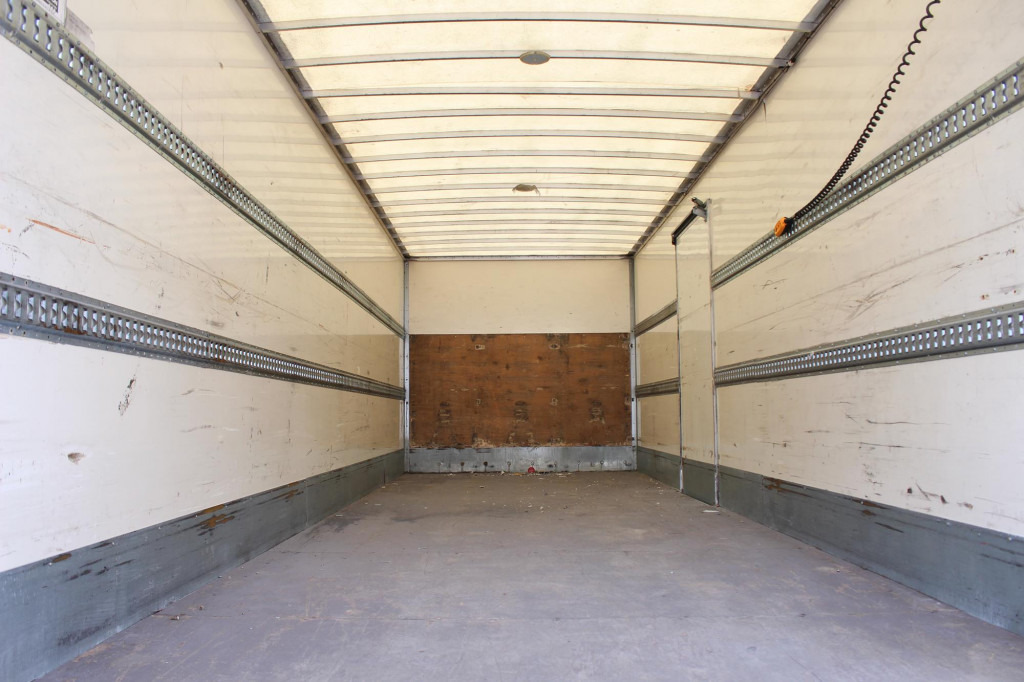 Mercedes-Benz Antos 1830 E6 Koffer 7,7m LBW S.Tür ACC LDW - Camión caja cerrada: foto 2 Mercedes-Benz Antos 1830 E6 Koffer 7,7m LBW S.Tür ACC LDW - Camión caja cerrada: foto 2