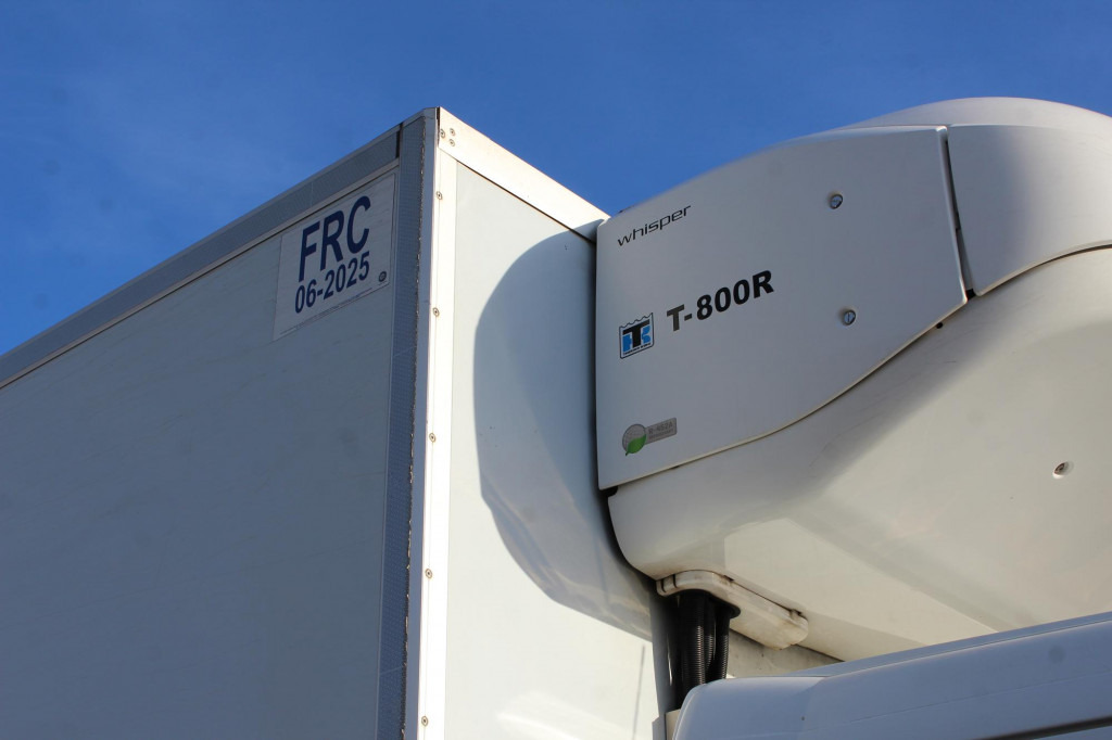 Mercedes-Benz Atego 1221 E6 TK T-800 R Strom Türen+LBW - Camión frigorífico: foto 4 Mercedes-Benz Atego 1221 E6 TK T-800 R Strom Türen+LBW - Camión frigorífico: foto 4