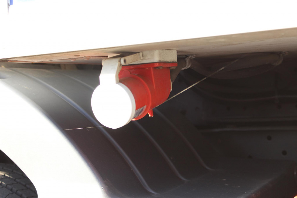 Mercedes-Benz Atego 1221 E6 TK T-800 R Strom Türen+LBW - Camión frigorífico: foto 5 Mercedes-Benz Atego 1221 E6 TK T-800 R Strom Türen+LBW - Camión frigorífico: foto 5