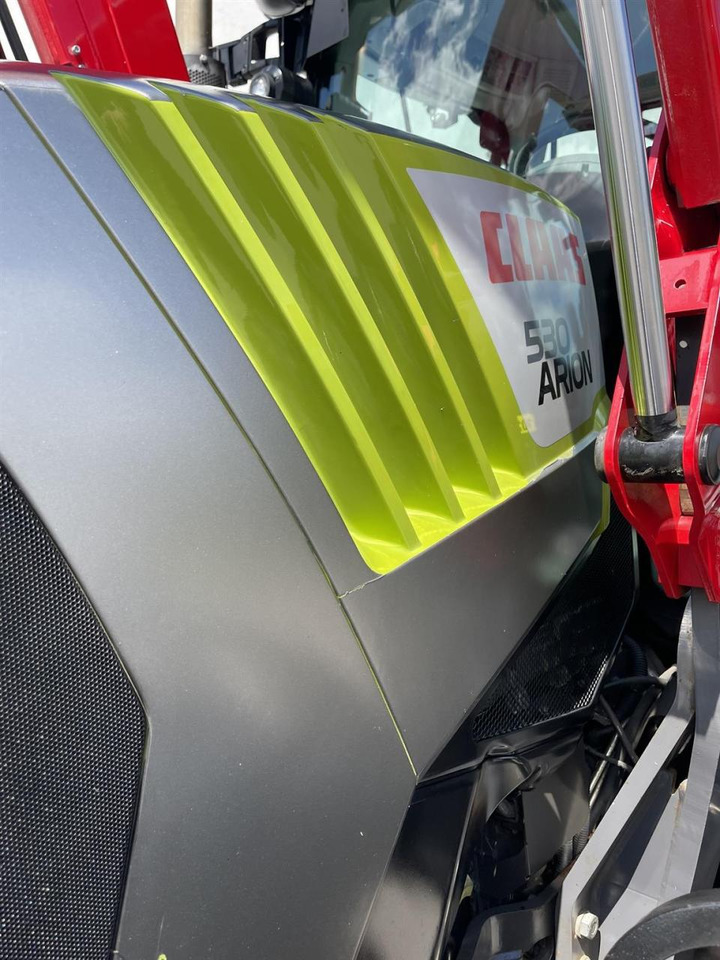 Tractor CLAAS Arion 530 CIS mit Frontlader, FKH und FZW: foto 9
