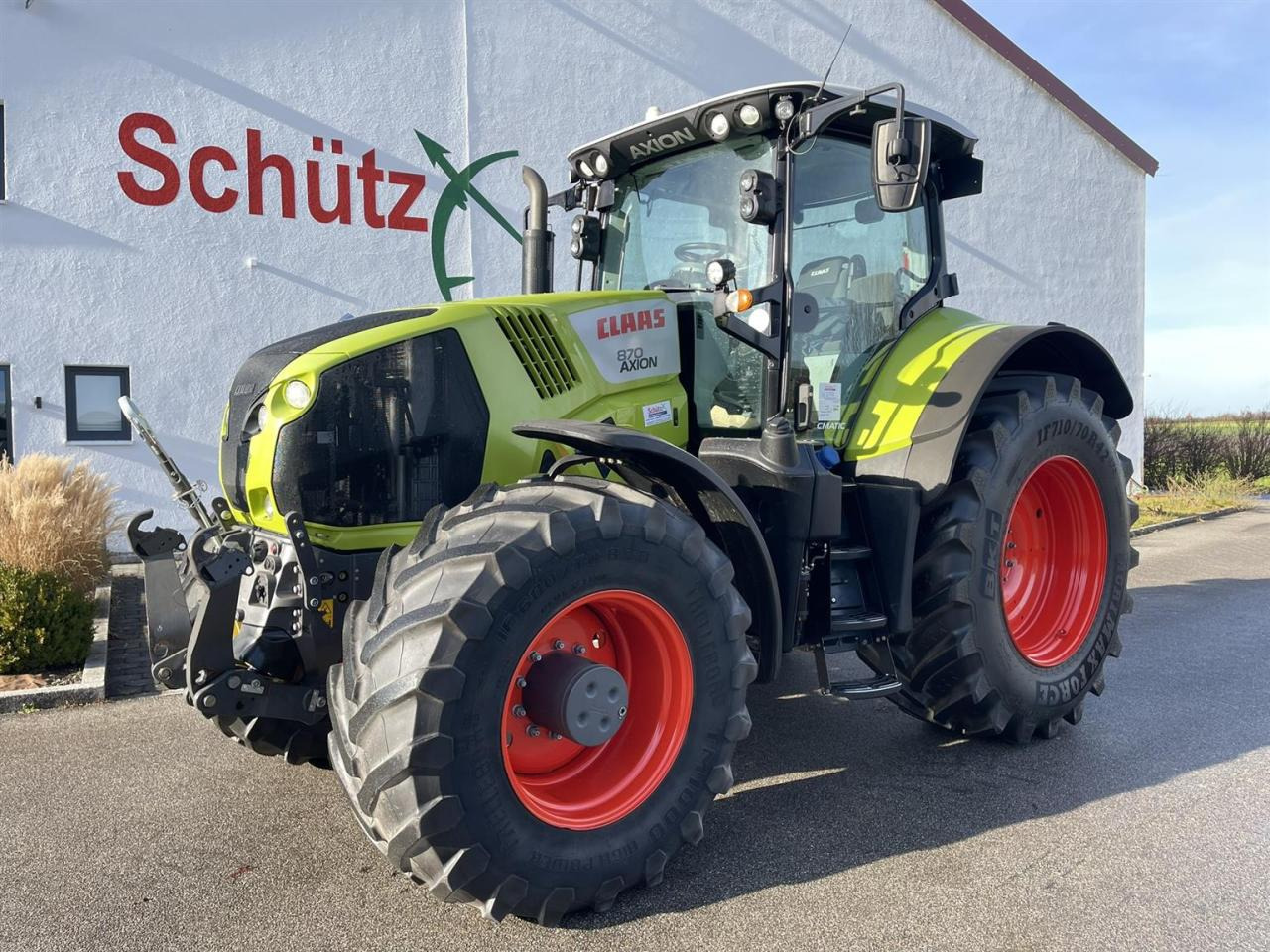 CLAAS Axion 870 Cmatic GPS READY Front-PTO 3651 Bh - Tractor: foto 1 CLAAS Axion 870 Cmatic GPS READY Front-PTO 3651 Bh - Tractor: foto 1