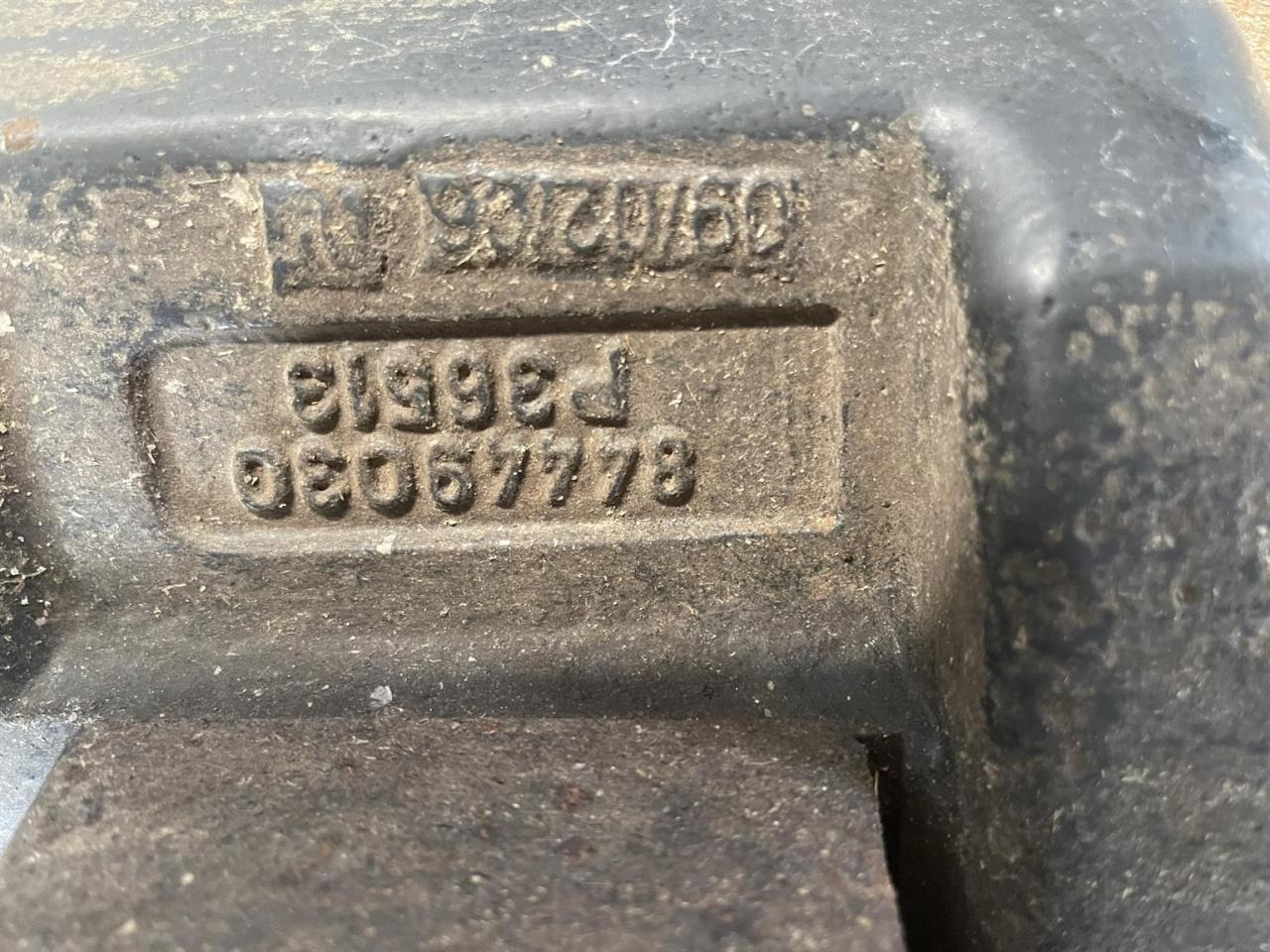 Case-IH New Holland Achsschenkel - Eje y piezas para Maquinaria agrícola: foto 5 Case-IH New Holland Achsschenkel - Eje y piezas para Maquinaria agrícola: foto 5