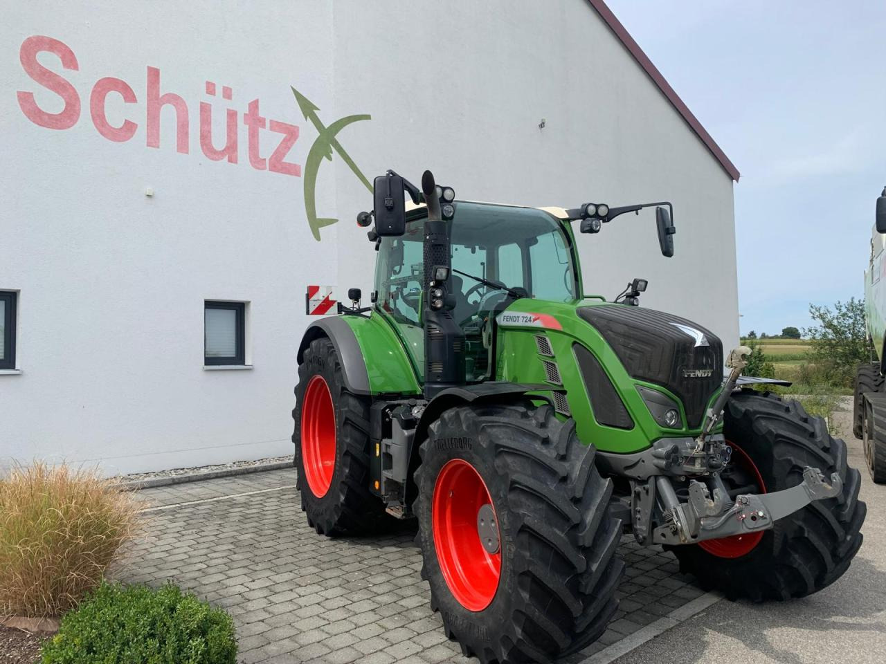 Fendt 724 Vario, Baujahr 2019 - Tractor: foto 2 Fendt 724 Vario, Baujahr 2019 - Tractor: foto 2