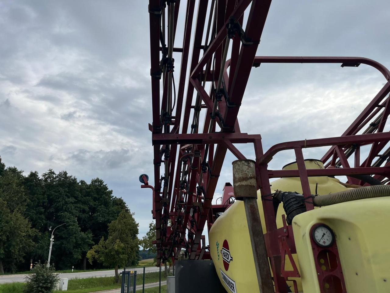 Pulverizador arrastrado Hardi Commander 4200 30m Anhängespritze: foto 8 Pulverizador arrastrado Hardi Commander 4200 30m Anhängespritze: foto 8