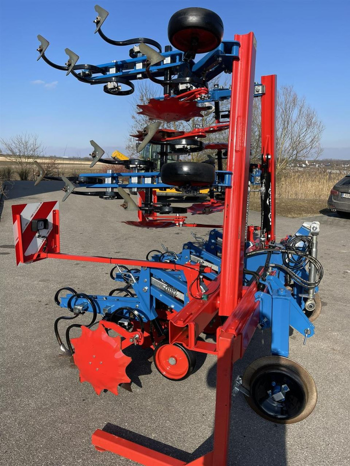 Hatzenbichler Hackgerät, Mais, 6 - reihig, 75 cm, TOP ZUSTAND, Hatzebichler - Equipo para trabajo del suelo: foto 2 Hatzenbichler Hackgerät, Mais, 6 - reihig, 75 cm, TOP ZUSTAND, Hatzebichler - Equipo para trabajo del suelo: foto 2