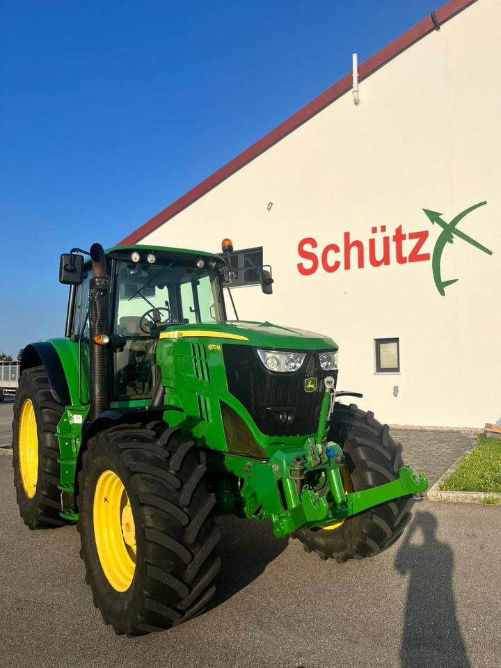 John Deere 6170M - Tractor: foto 1 John Deere 6170M - Tractor: foto 1