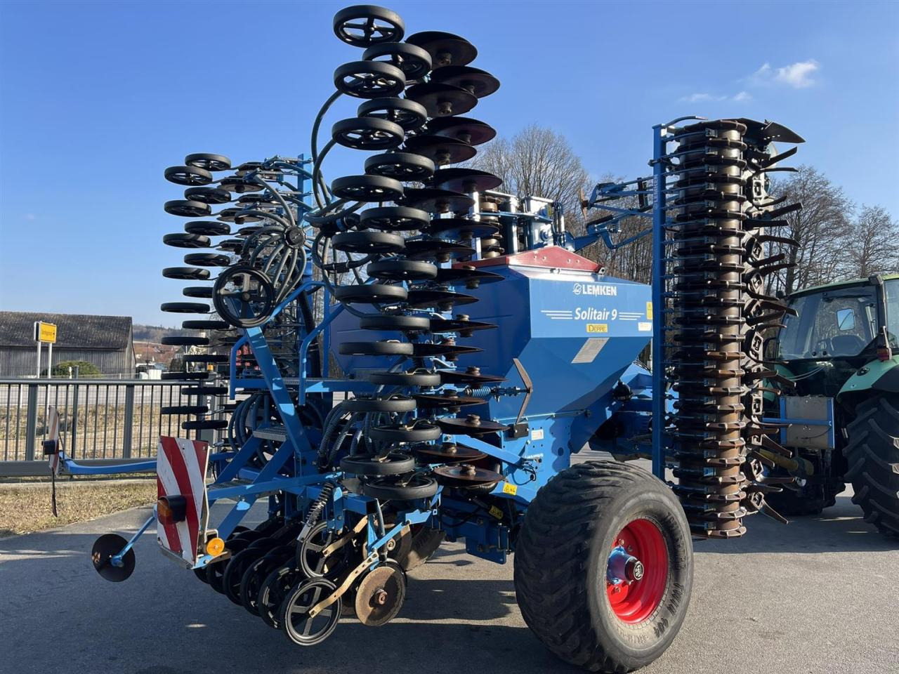 Lemken Kombination Lemken Zirkon 10/600KA, Solitär 9/600, Baujahr 2014 - Combinado de siembra: foto 5 Lemken Kombination Lemken Zirkon 10/600KA, Solitär 9/600, Baujahr 2014 - Combinado de siembra: foto 5