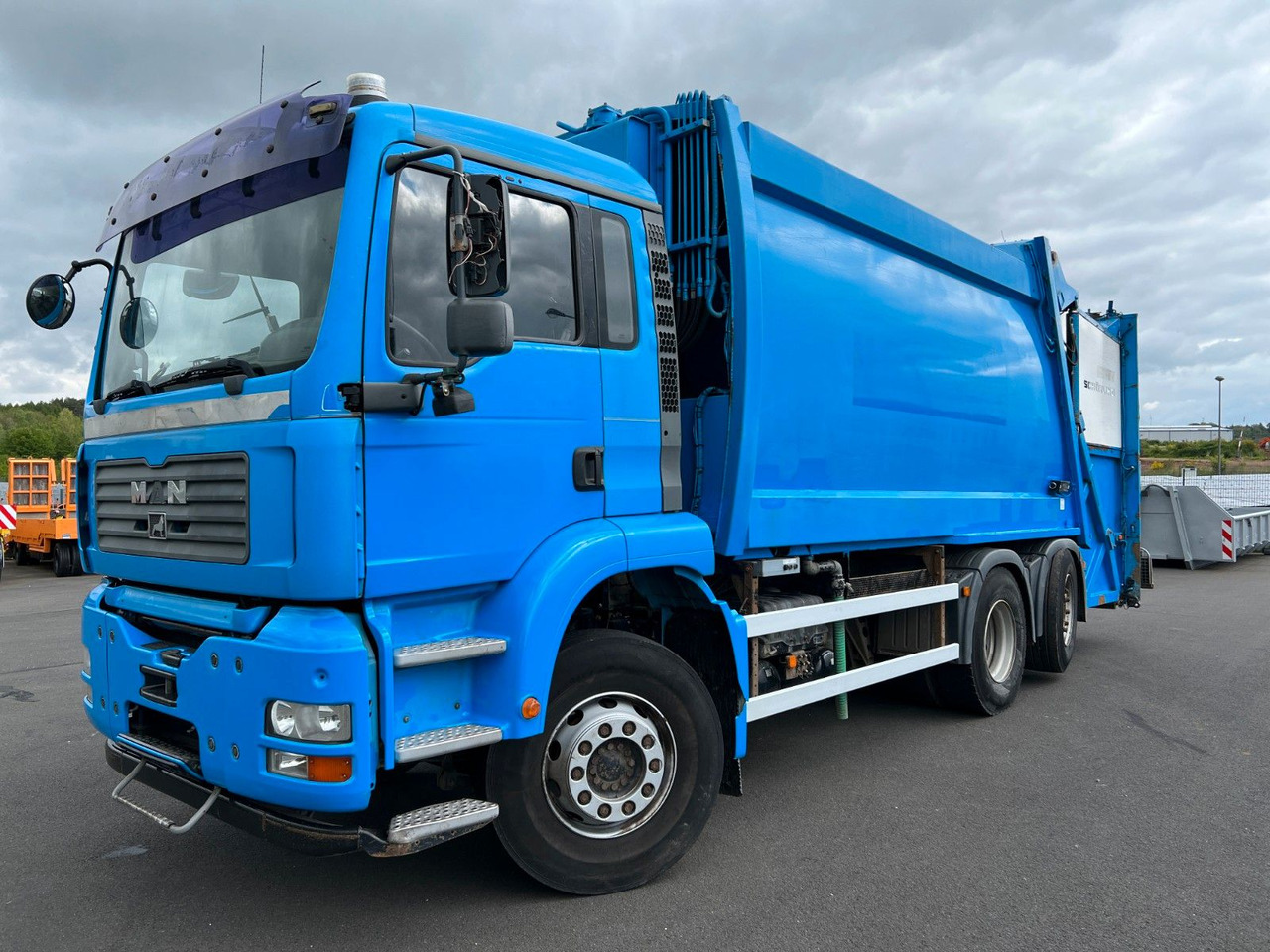 MAN 26.310 6x2 Schörling 3RII 22,5 SE/0 Kombischütte MAN 26.310 6x2 Schörling 3RII 22,5 SE/0 Kombischütte - Camión de basura: foto 1 MAN 26.310 6x2 Schörling 3RII 22,5 SE/0 Kombischütte MAN 26.310 6x2 Schörling 3RII 22,5 SE/0 Kombischütte - Camión de basura: foto 1