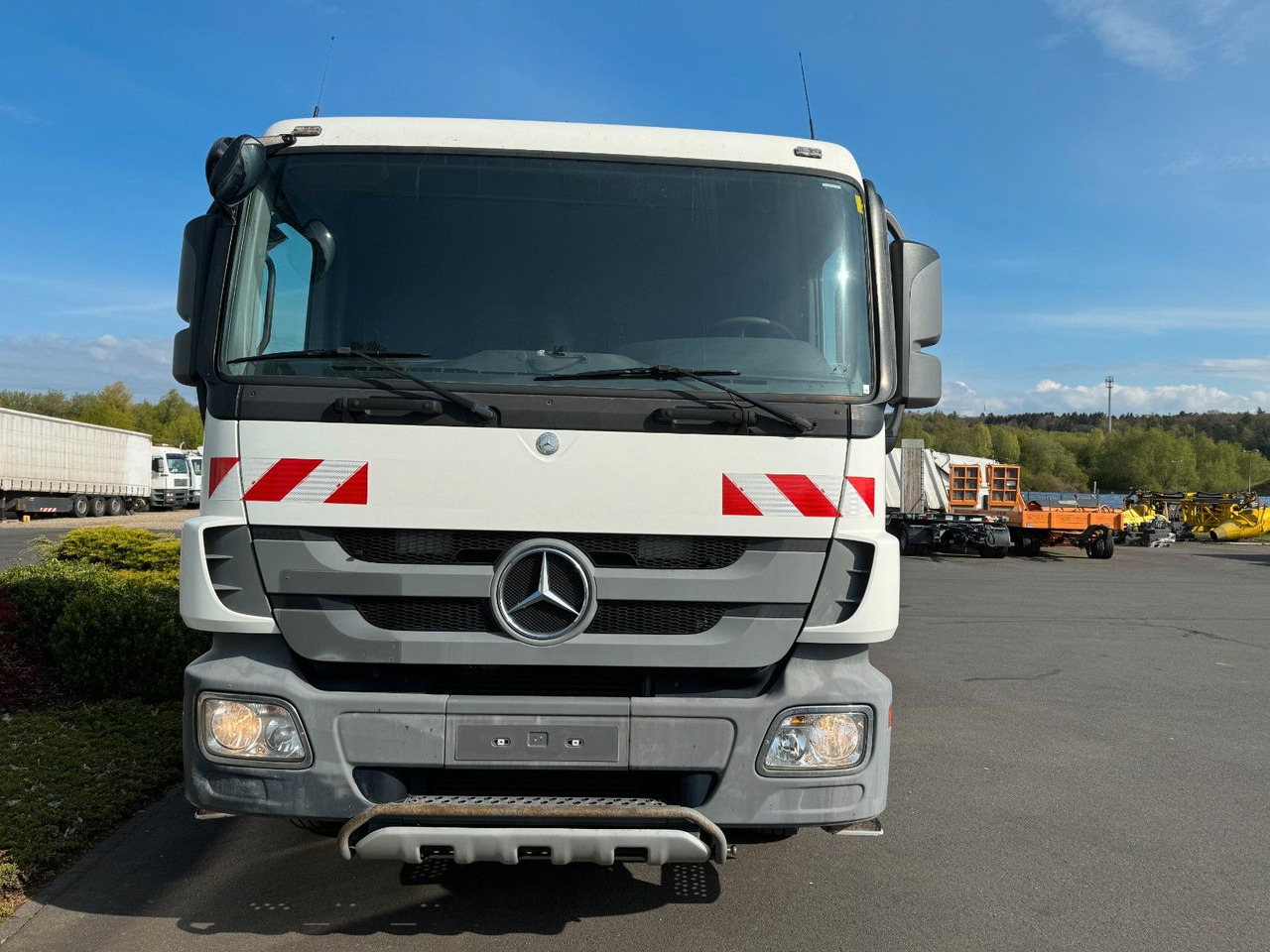 Camión chasis Mercedes-Benz Actros 1832 MP 3 Mercedes-Benz Actros 1832 MP 3: foto 8