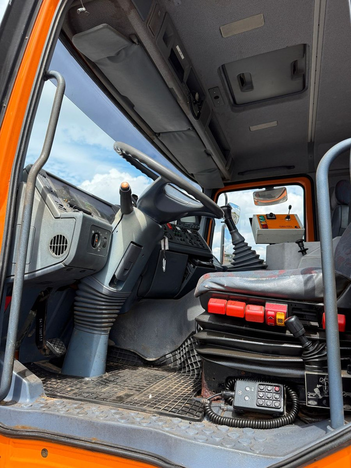 Mercedes-Benz Actros 2031 4x4 Hydraulik + Wechselsystem - Camión chasis: foto 3 Mercedes-Benz Actros 2031 4x4 Hydraulik + Wechselsystem - Camión chasis: foto 3