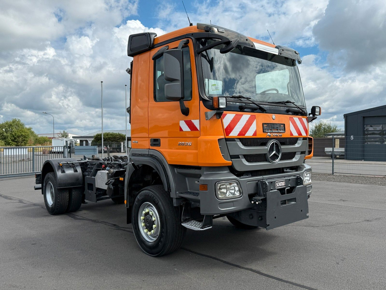 Mercedes-Benz Actros 2036 4x4 Dautelwechselsystem Winterdienst - Camión chasis: foto 4 Mercedes-Benz Actros 2036 4x4 Dautelwechselsystem Winterdienst - Camión chasis: foto 4