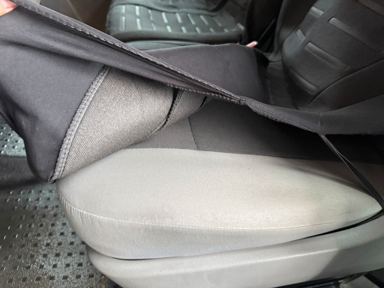 Volkswagen VW T 5 2,0 TDI  Doka AHK Klima 114 PS - Furgoneta caja abierta, Furgoneta combi: foto 4 Volkswagen VW T 5 2,0 TDI  Doka AHK Klima 114 PS - Furgoneta caja abierta, Furgoneta combi: foto 4