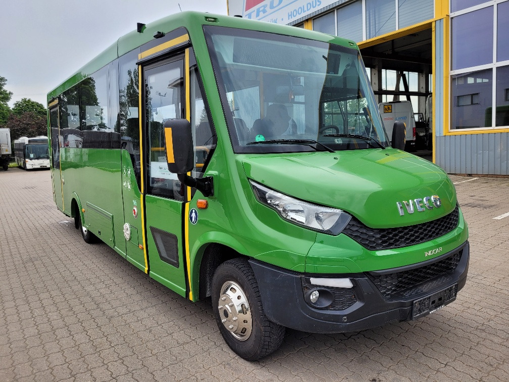 IVECO INDCAR MOBI, KLIIMA, 7.2016, EURO 6, WHEELCHAIR RAMP, 26 seats, 8,55 m - Minibús, Furgoneta de pasajeros: foto 1 IVECO INDCAR MOBI, KLIIMA, 7.2016, EURO 6, WHEELCHAIR RAMP, 26 seats, 8,55 m - Minibús, Furgoneta de pasajeros: foto 1