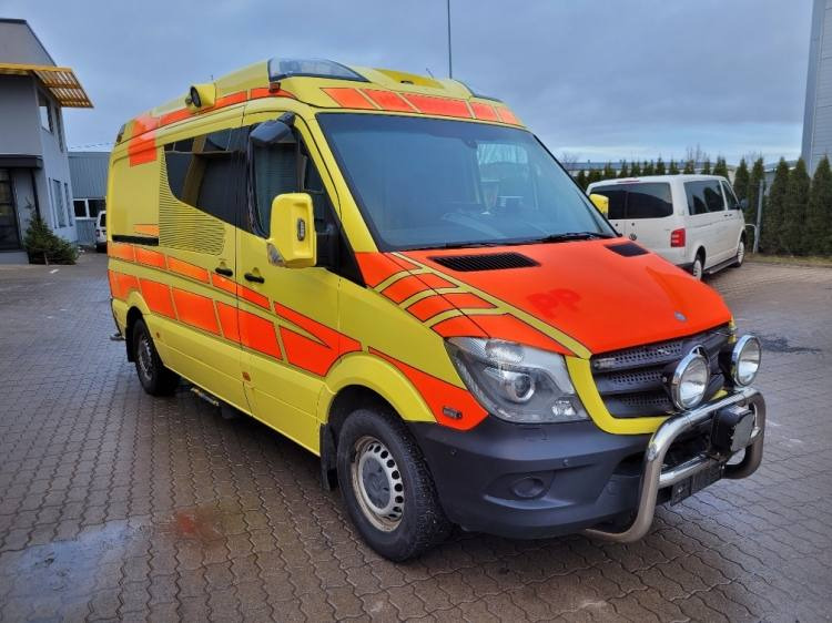 MERCEDES – BENZ SPRINTER 2.2D AMBULANCE (PROFILE) KLIMA 11.2014 EURO 5 - Ambulancia: foto 1 MERCEDES – BENZ SPRINTER 2.2D AMBULANCE (PROFILE) KLIMA 11.2014 EURO 5 - Ambulancia: foto 1