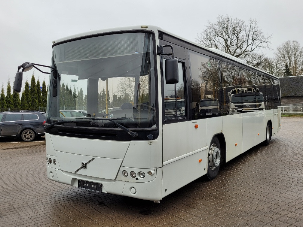 VOLVO B7RLE 8700 KLIMA, 6.2011, EURO 5, RAMP, 42 seats, 12m - Autobús urbano: foto 2 VOLVO B7RLE 8700 KLIMA, 6.2011, EURO 5, RAMP, 42 seats, 12m - Autobús urbano: foto 2