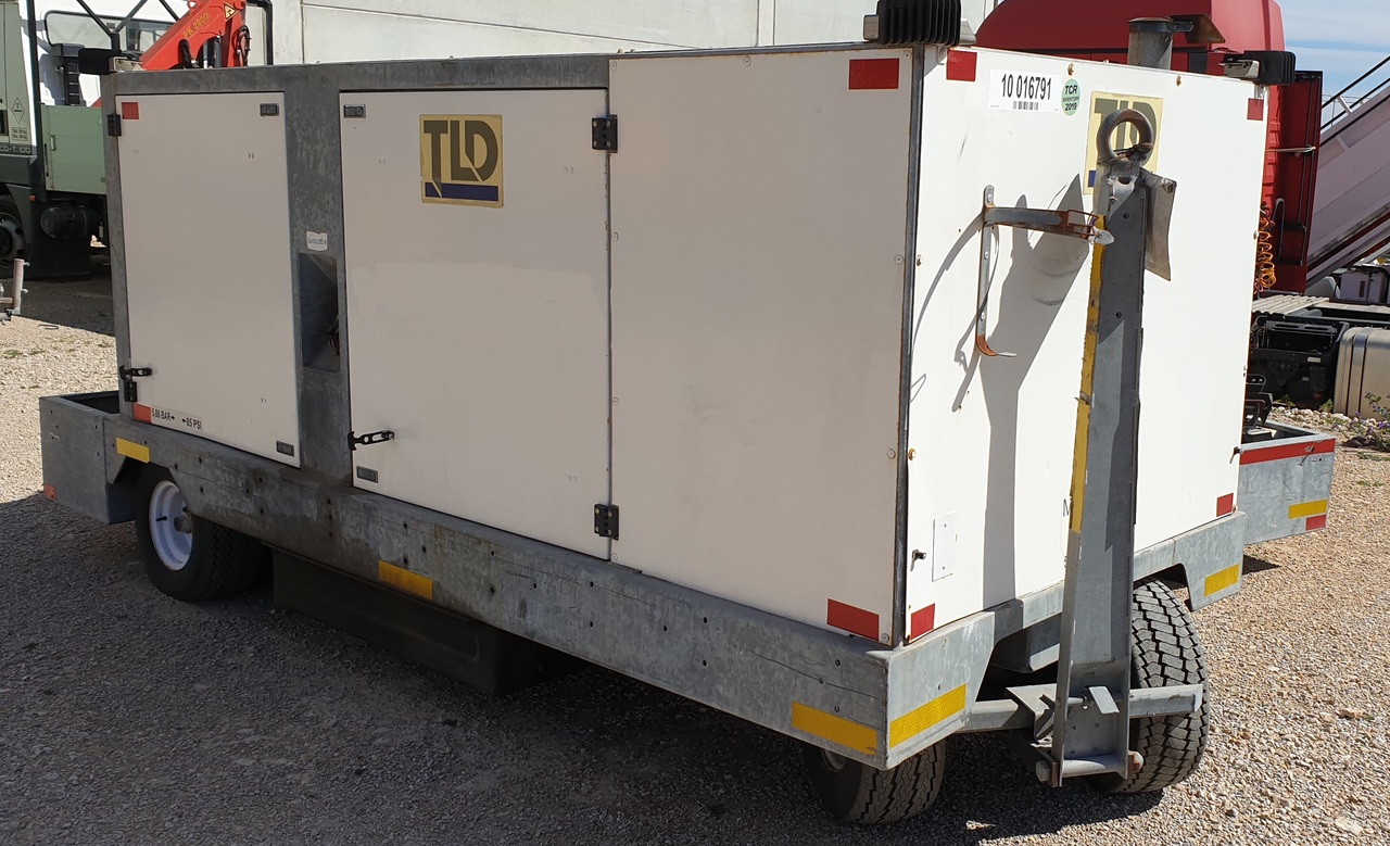 GPU/120 KVA 4120-T-CUP - Unidad de potencia en tierra: foto 1 GPU/120 KVA 4120-T-CUP - Unidad de potencia en tierra: foto 1