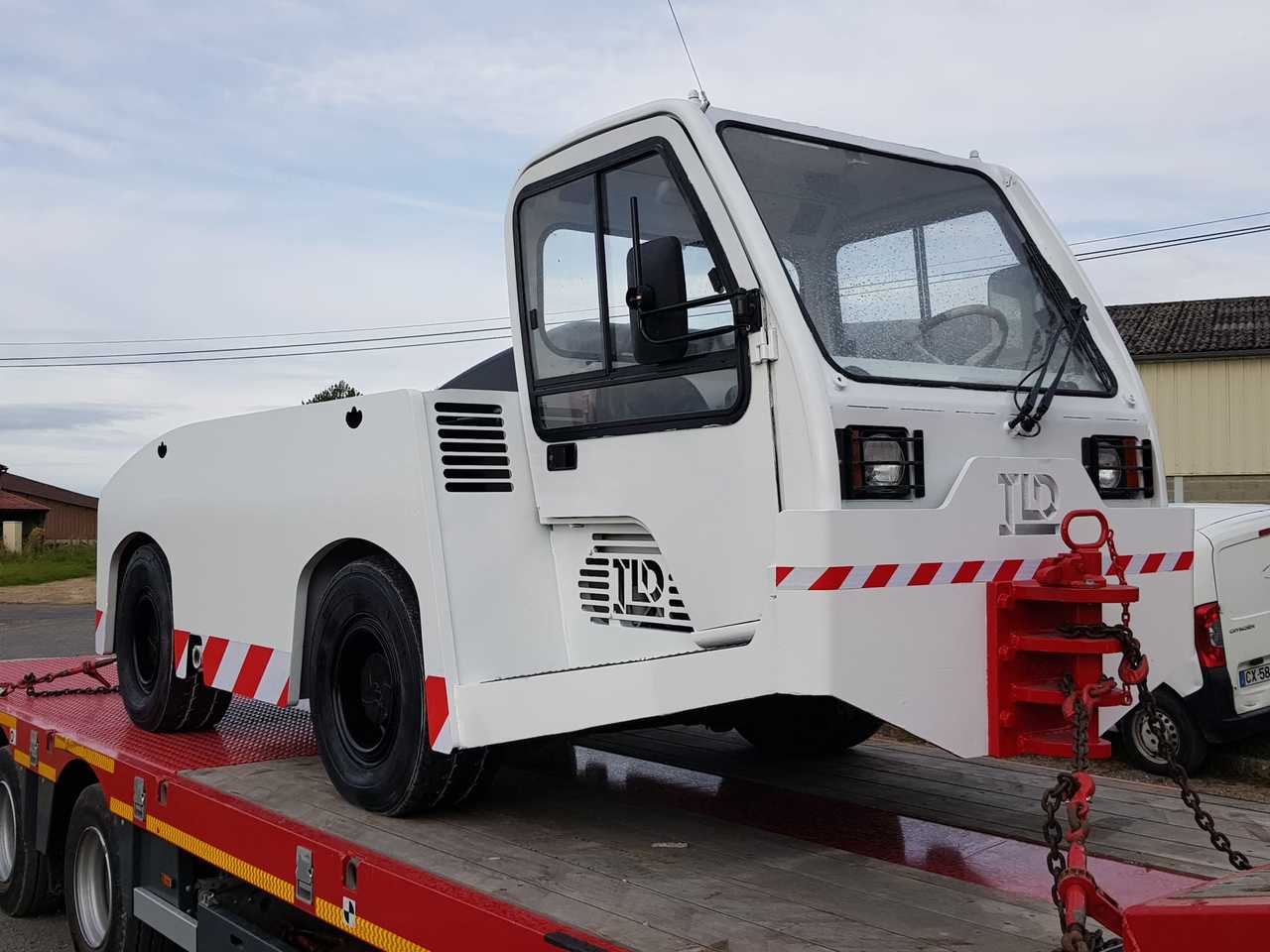 TLD Pushback TMX150-15 - Remolcador de aviones: foto 2 TLD Pushback TMX150-15 - Remolcador de aviones: foto 2