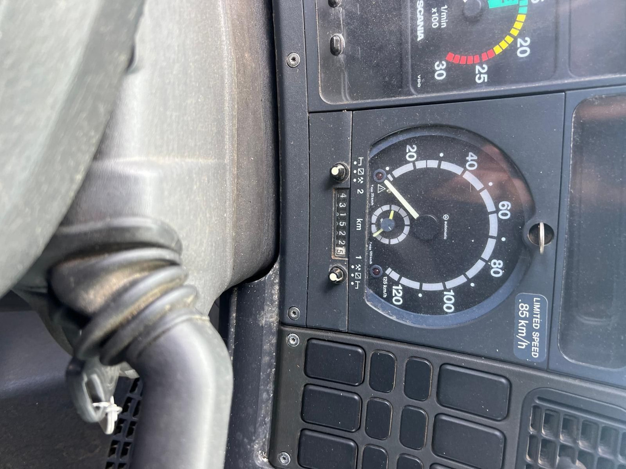 Scania R114-340 .340 - Cabeza tractora: foto 5 Scania R114-340 .340 - Cabeza tractora: foto 5