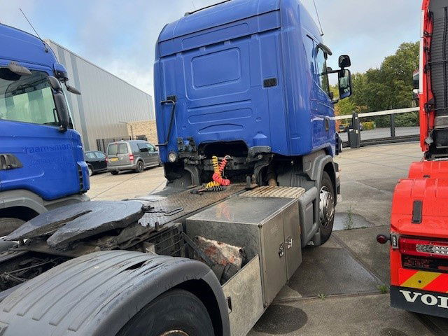Scania R440 Manuel Gear - Cabeza tractora: foto 3 Scania R440 Manuel Gear - Cabeza tractora: foto 3