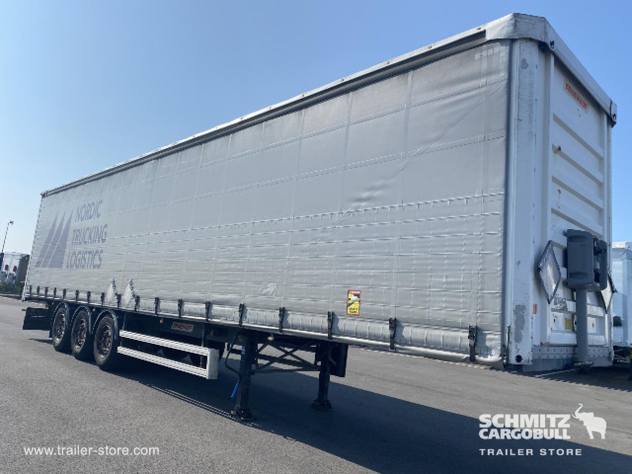 FRUEHAUF Curtainsider Standard Taillift - Semirremolque lona: foto 1 FRUEHAUF Curtainsider Standard Taillift - Semirremolque lona: foto 1