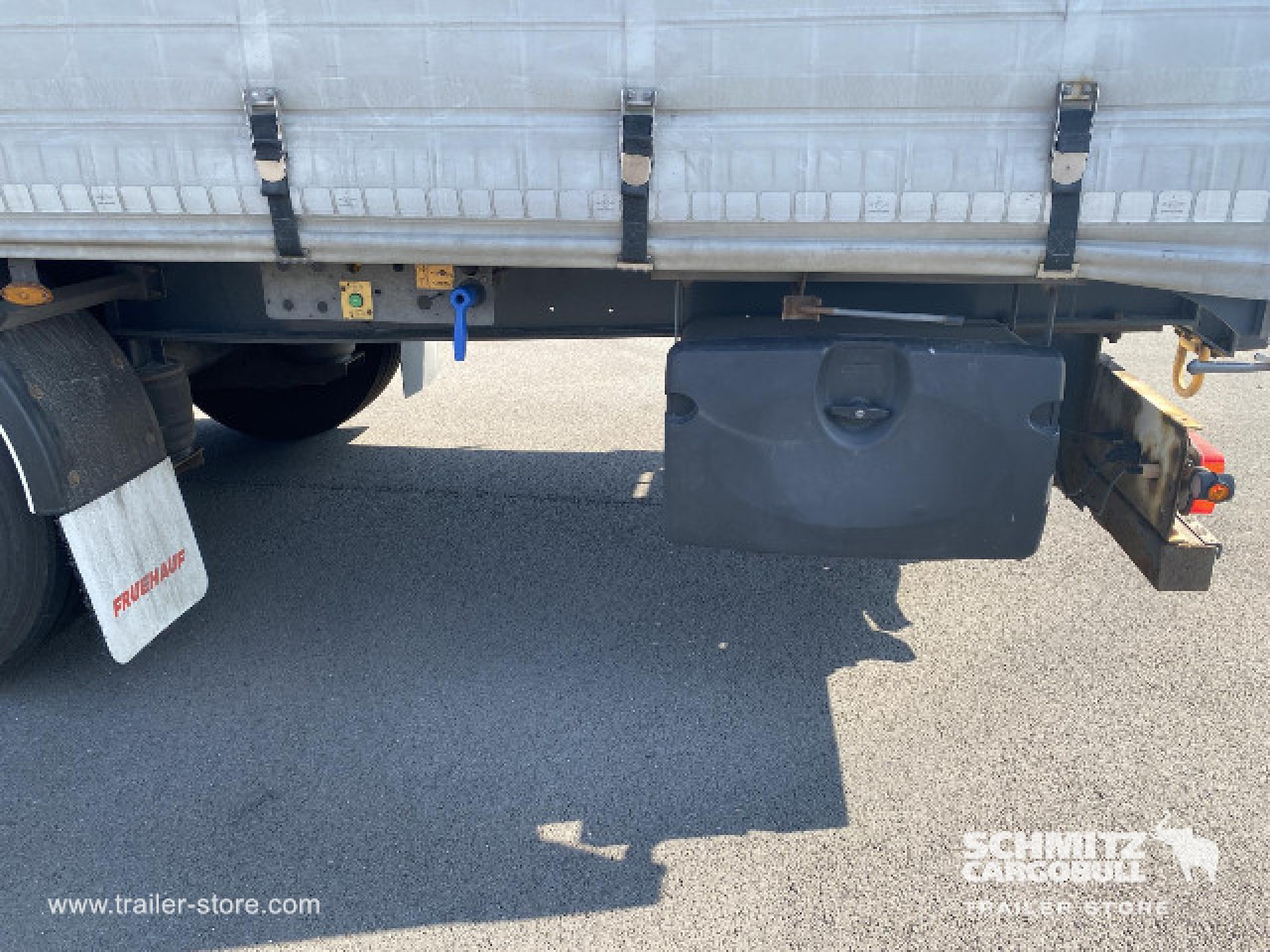 FRUEHAUF Curtainsider Standard Taillift - Semirremolque lona: foto 5 FRUEHAUF Curtainsider Standard Taillift - Semirremolque lona: foto 5