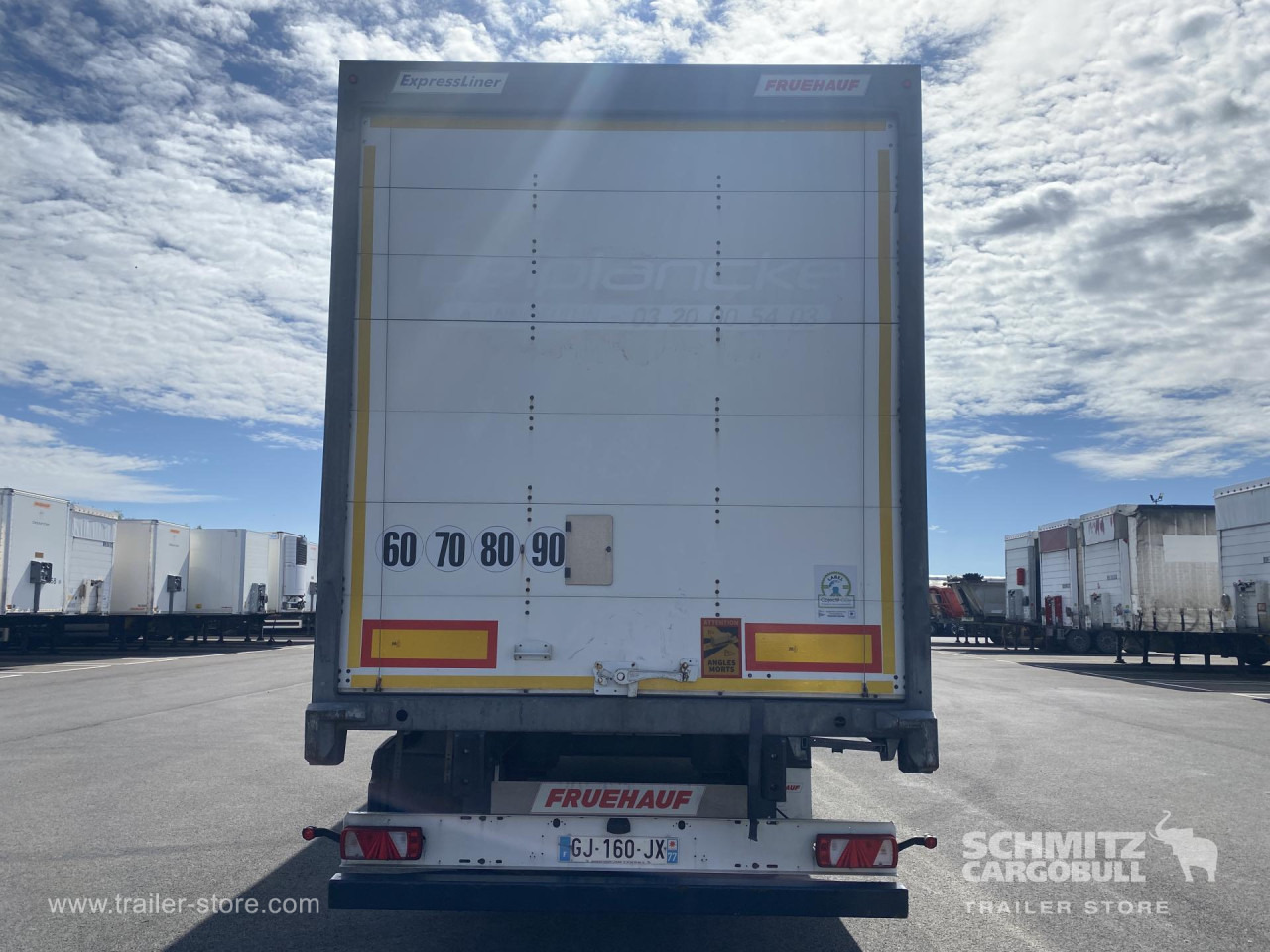 FRUEHAUF Dryfreight Standard Roller shutter door - Semirremolque caja cerrada: foto 2 FRUEHAUF Dryfreight Standard Roller shutter door - Semirremolque caja cerrada: foto 2