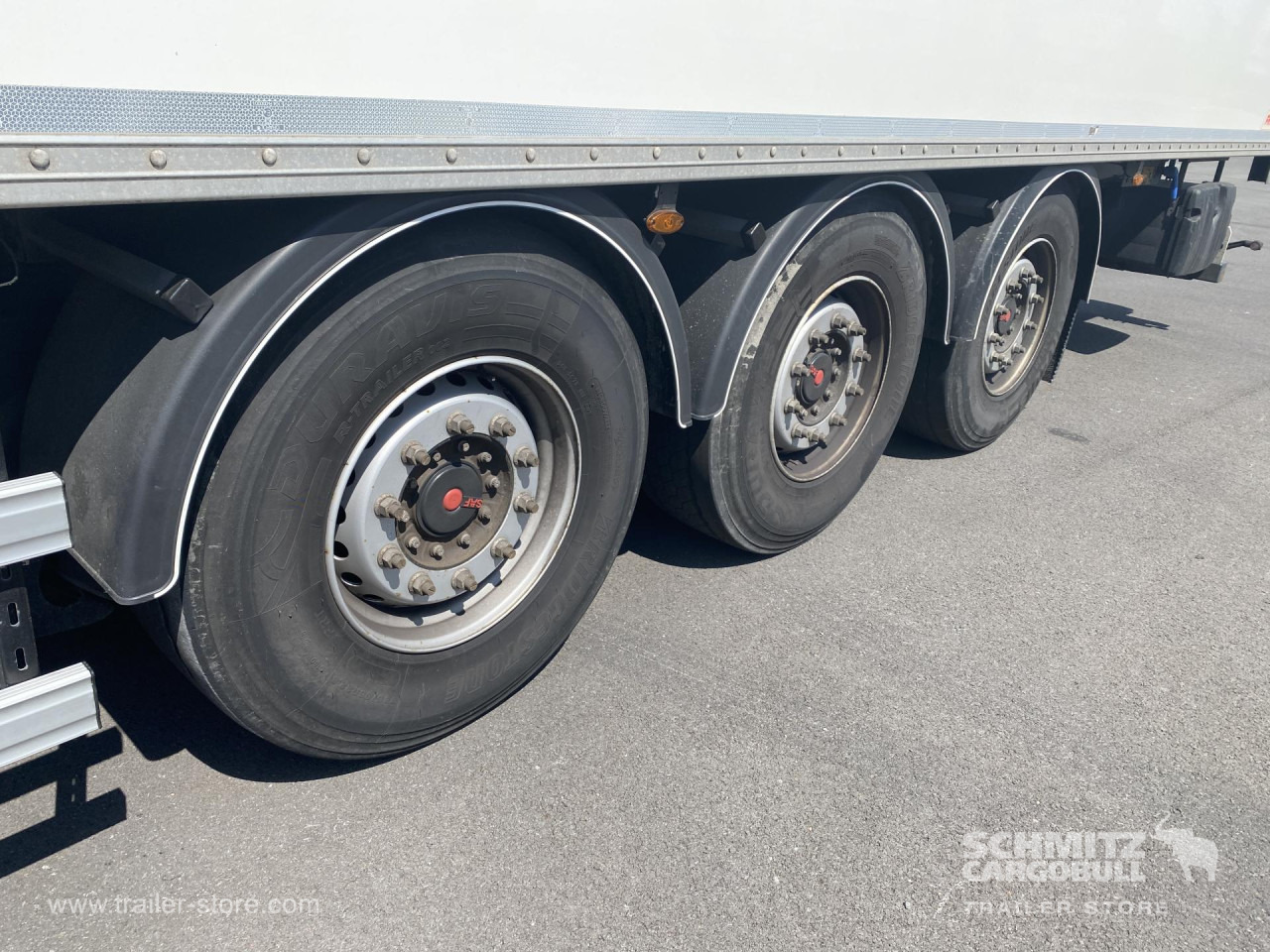 FRUEHAUF Dryfreight Standard Roller shutter door - Semirremolque caja cerrada: foto 4 FRUEHAUF Dryfreight Standard Roller shutter door - Semirremolque caja cerrada: foto 4