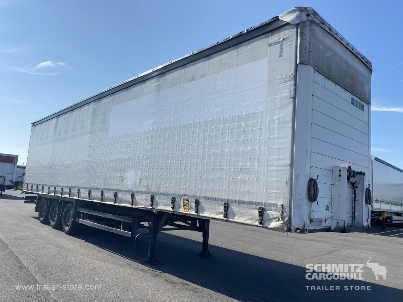 SCHMITZ Curtainsider Mega - Semirremolque lona: foto 1 SCHMITZ Curtainsider Mega - Semirremolque lona: foto 1