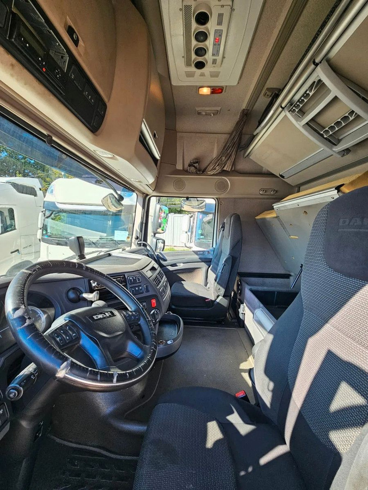 Cabeza tractora DAF XF 460 SSC Retarder Standklima: foto 7