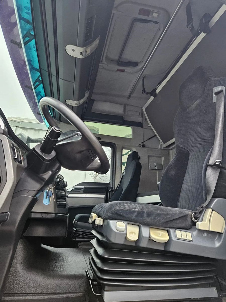 MAN TGX 18.440 XXL Standard Euro 5 EEV - Cabeza tractora: foto 5 MAN TGX 18.440 XXL Standard Euro 5 EEV - Cabeza tractora: foto 5