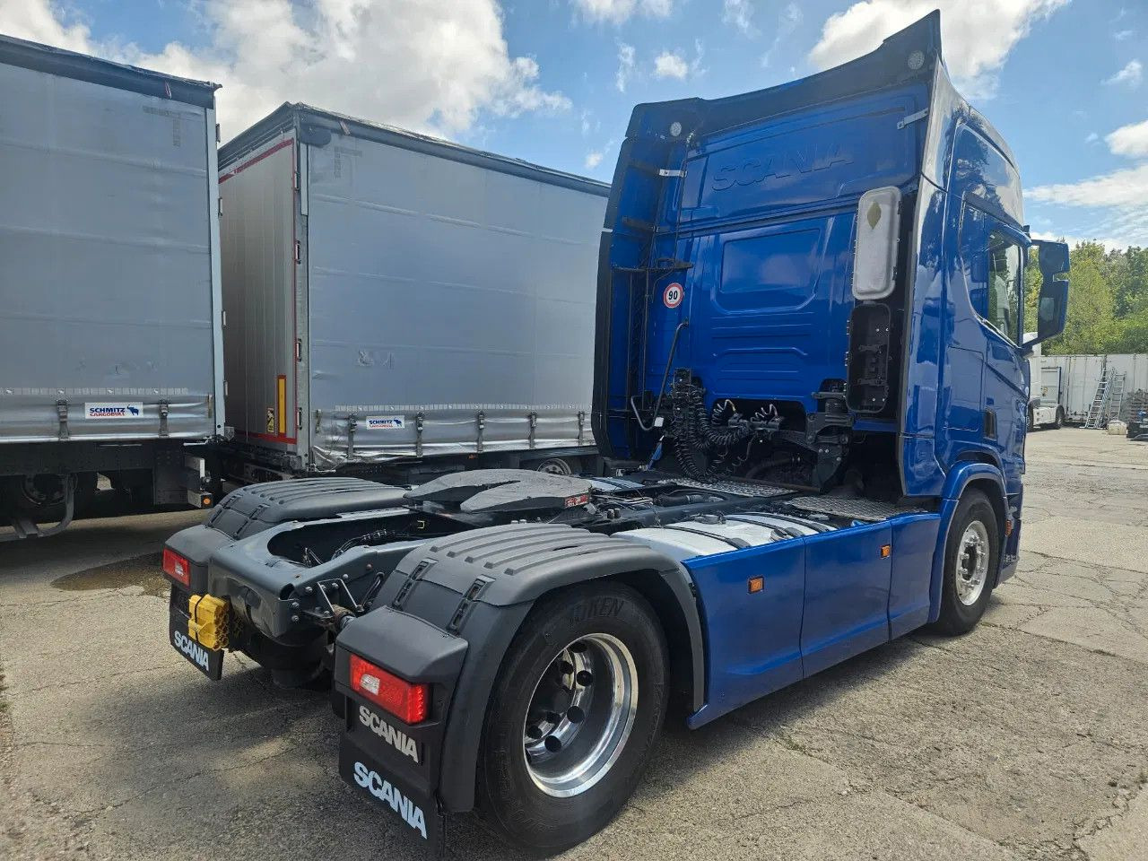 Scania R410 Standard - Full Spoiler - Retarder - Alloy - Cabeza tractora: foto 3 Scania R410 Standard - Full Spoiler - Retarder - Alloy - Cabeza tractora: foto 3