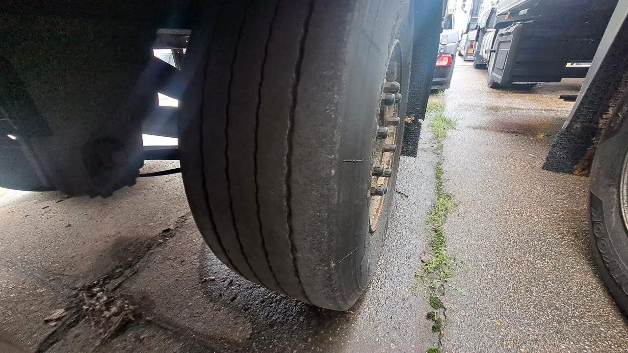 Semirremolque frigorífico Schmitz Cargobull SCB S3B Schmitz Frigo Engine: foto 15 Semirremolque frigorífico Schmitz Cargobull SCB S3B Schmitz Frigo Engine: foto 15