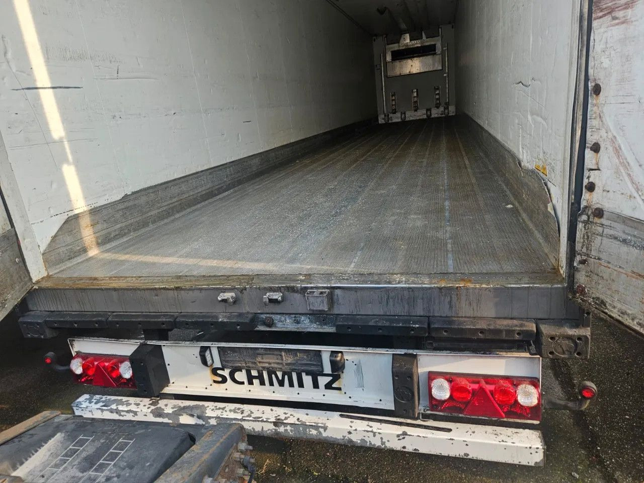 Semirremolque frigorífico Schmitz Cargobull SCB S3B Schmitz Frigo Engine: foto 12 Semirremolque frigorífico Schmitz Cargobull SCB S3B Schmitz Frigo Engine: foto 12