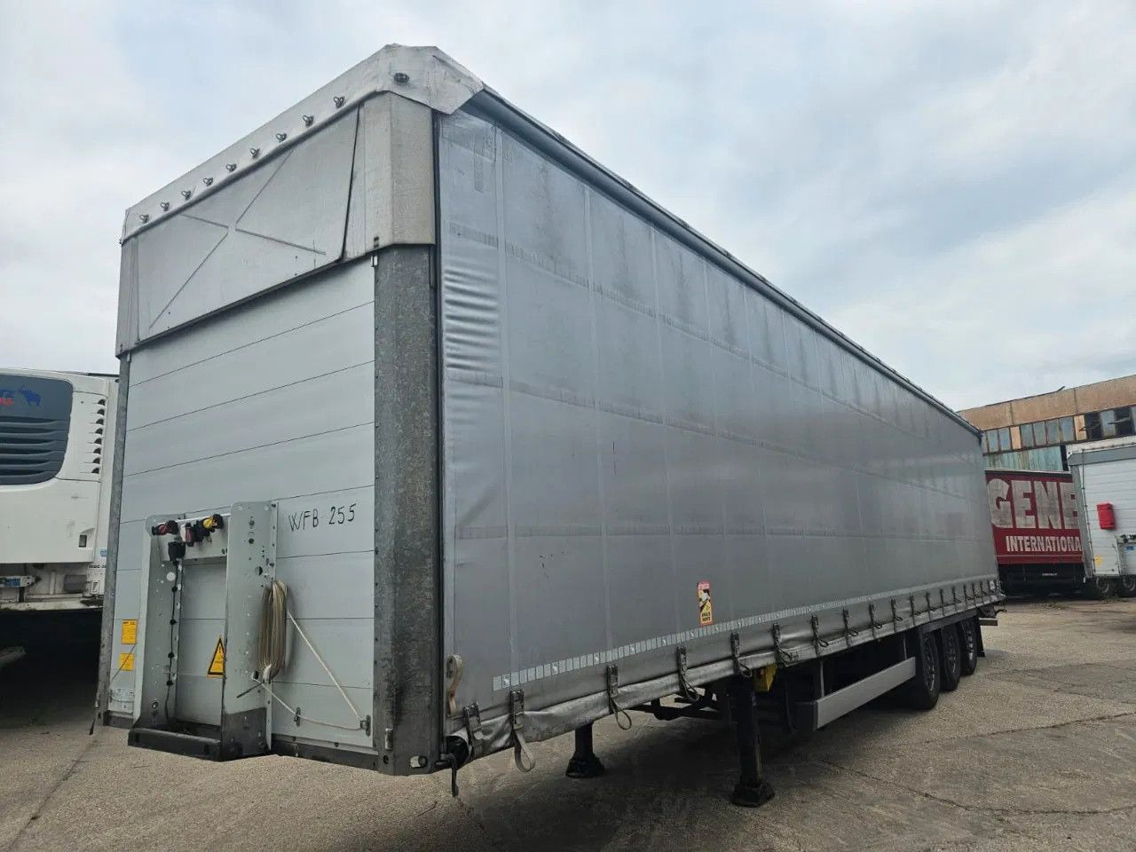 Schmitz Cargobull SCB S3T VARIOS 2 units! Lifting Axle A&C, XL Cod - Semirremolque lona: foto 1 Schmitz Cargobull SCB S3T VARIOS 2 units! Lifting Axle A&C, XL Cod - Semirremolque lona: foto 1