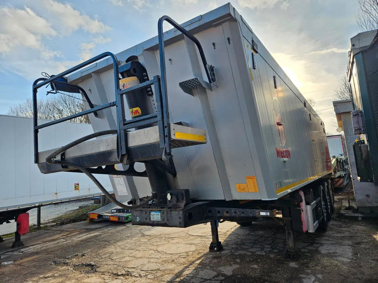 Wielton NW-3 38m3 Lifting Axle, Alloy w. - Semirremolque volquete: foto 3 Wielton NW-3 38m3 Lifting Axle, Alloy w. - Semirremolque volquete: foto 3